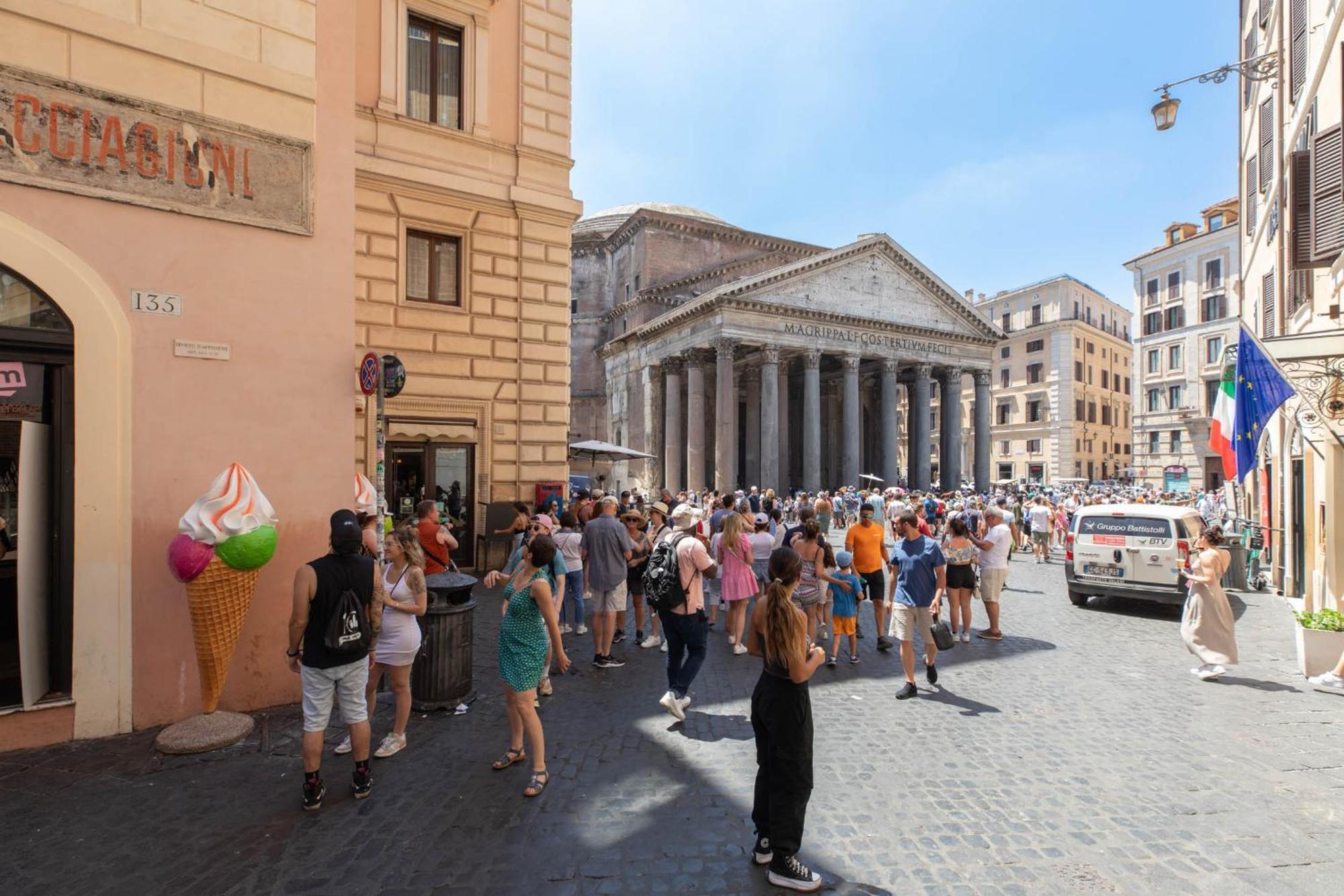 Iflat Pantheon'S Roomy And Friendly Apartment Rome Exterior photo